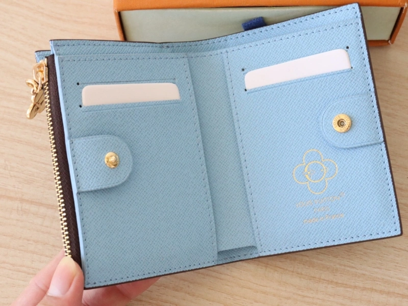LV Wallets 4192A-0008