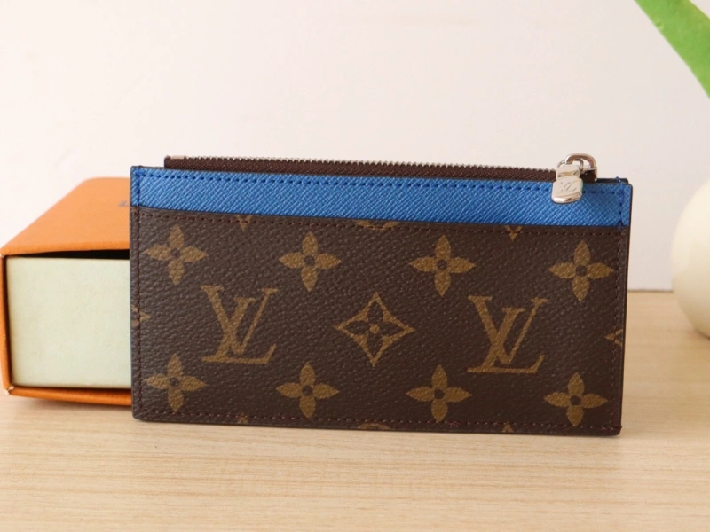 LV Wallets 4192A-0036