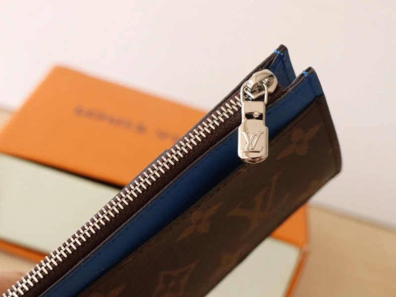 LV Wallets 4192A-0036
