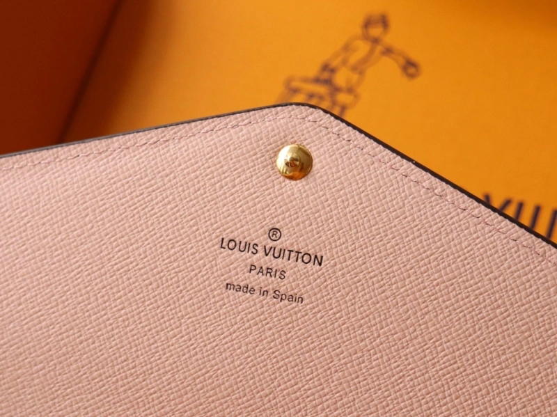 LV Wallets 4192A-0070
