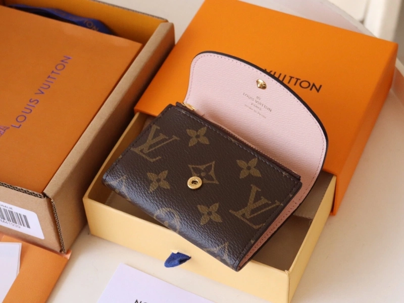 LV Wallets 4192A-0095