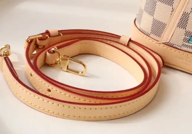 LV Bucket Bags 4192D-0043