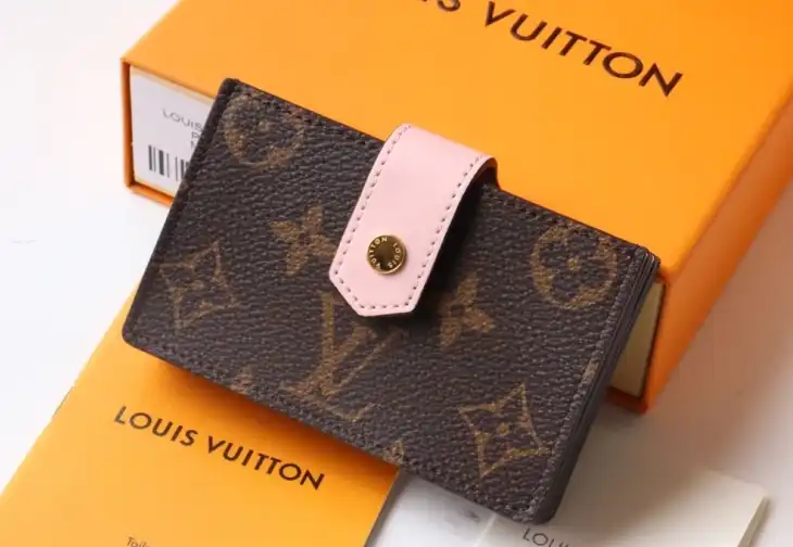 LV Wallets 4192F-0059