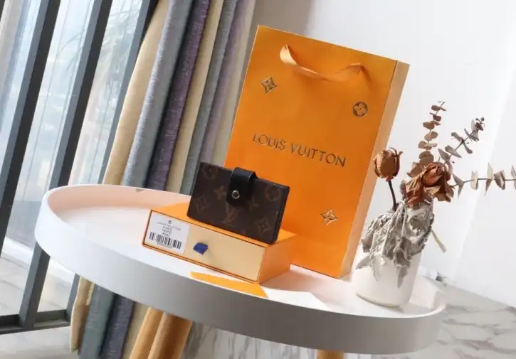 LV Wallets 4192F-0060