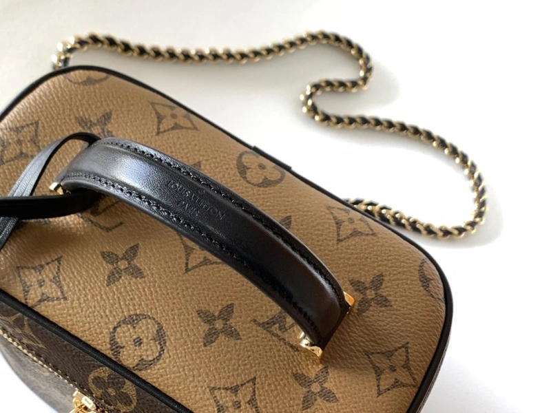 LV Cosmetic Bags 4194A-0098