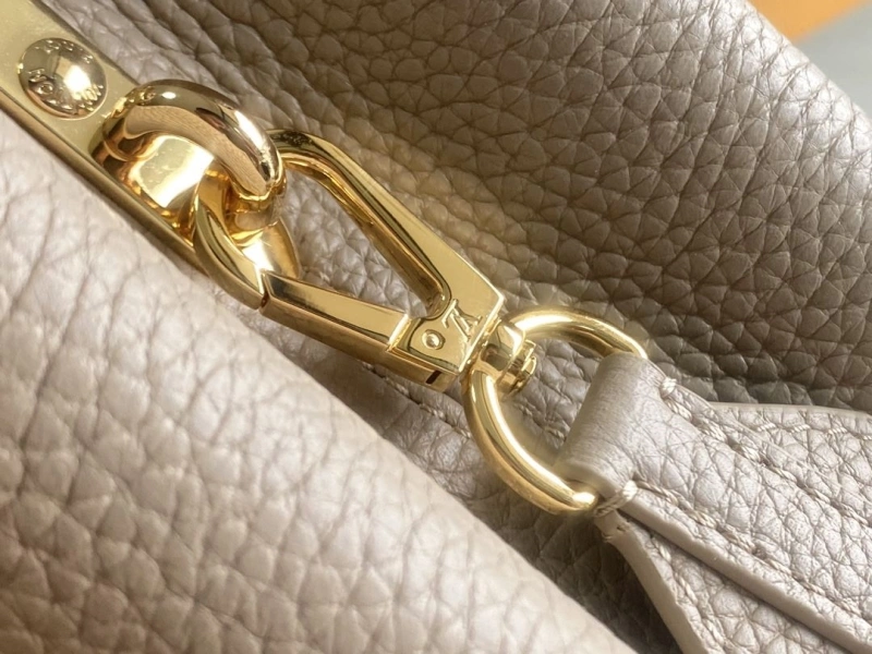 LV Capucines Bags 4194A-0266