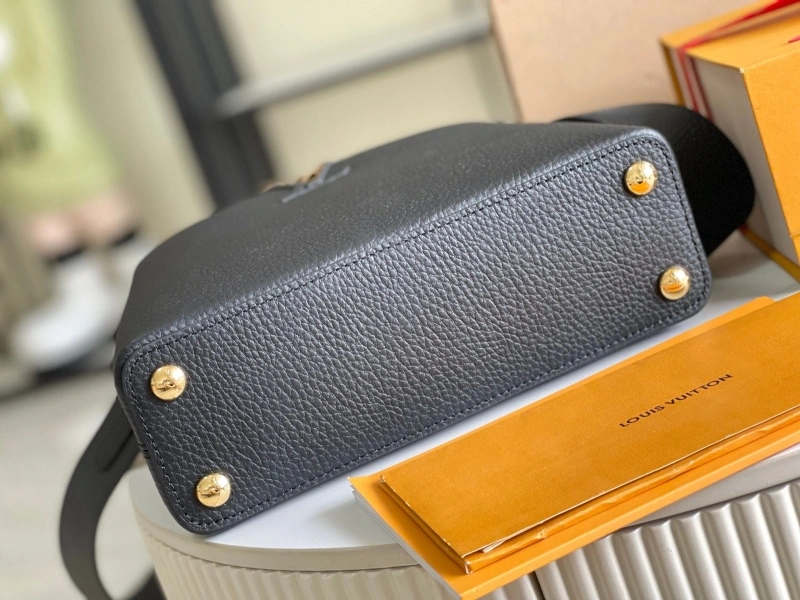 LV Capucines Bags 4194A-0278