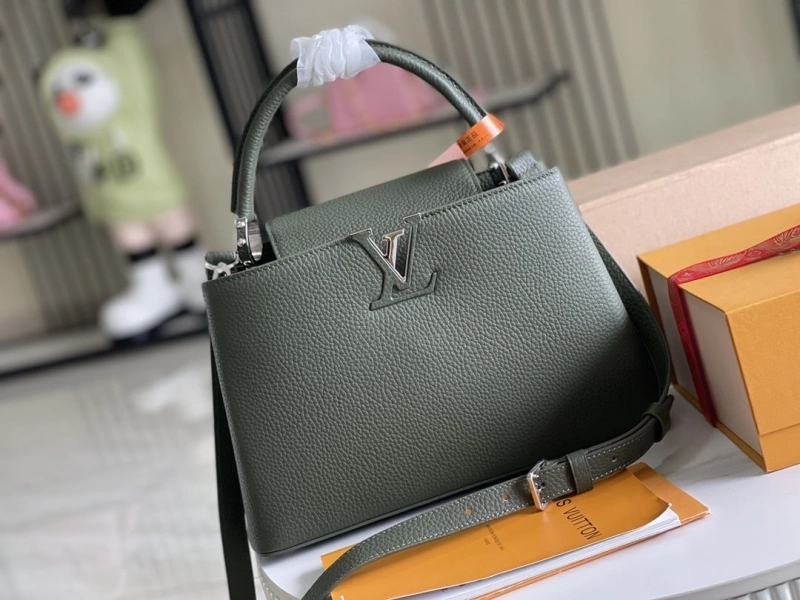 LV Capucines Bags 4194A-0293