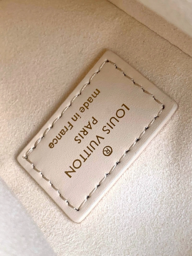 LV Box Bags 4194A-0472