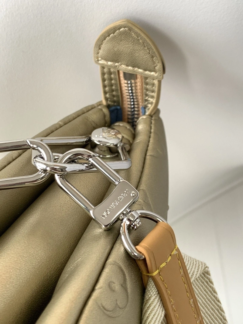 LV Satchel bags 4194A-0590