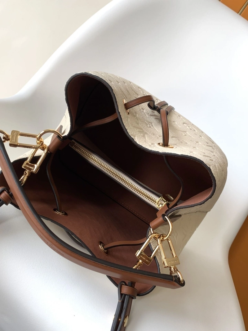 LV Bucket Bags 4194A-0695
