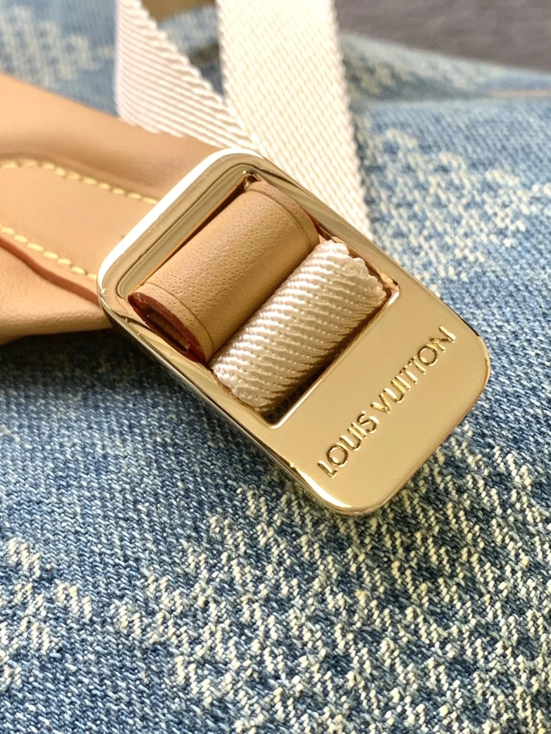 LV Backpacks 4194A-0705