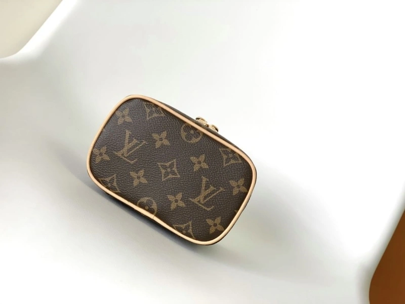 LV Cosmetic Bags 4194A-1421