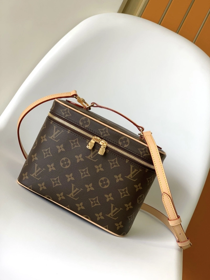 LV Cosmetic Bags 4194A-1423