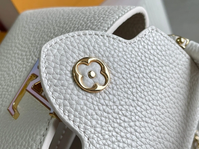 LV Capucines Bags 4194B-0057