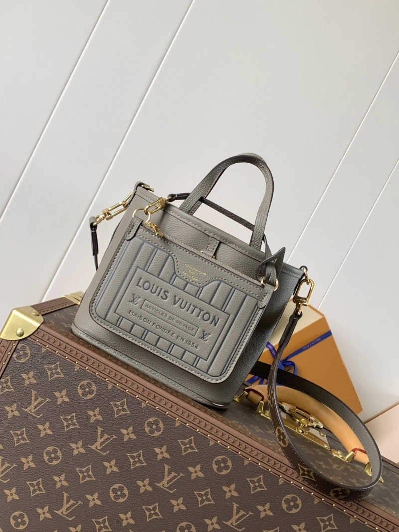 LV Shopping Bags 4194B-0095