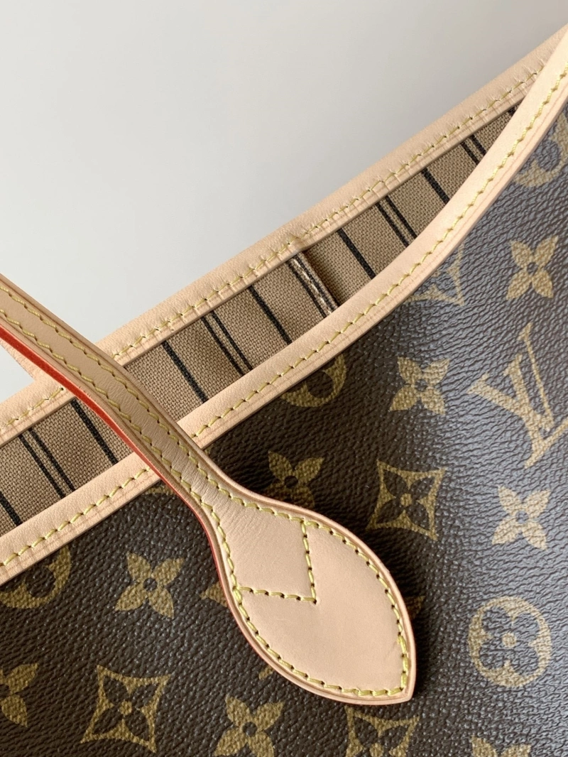 LV Shopping Bags 4194B-0108