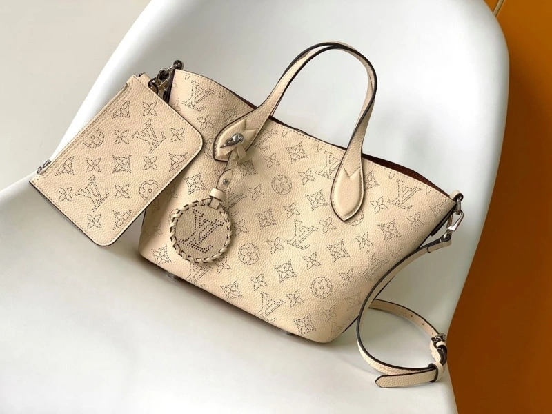 LV Shopping Bags 4194B-0158