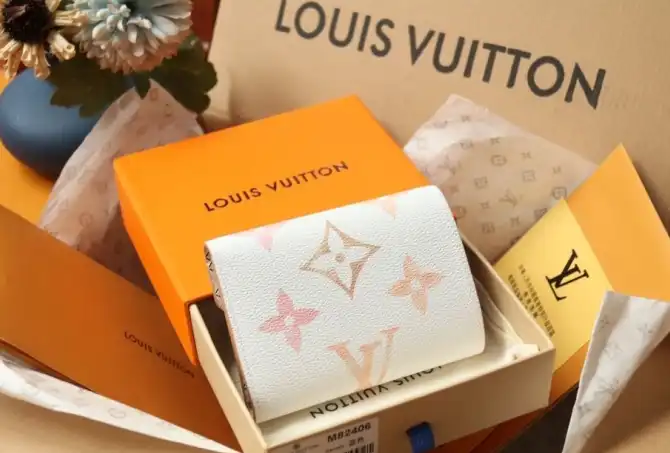 LV Wallets 4206A-0803