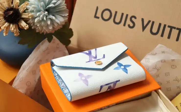LV Wallets 4206A-0804