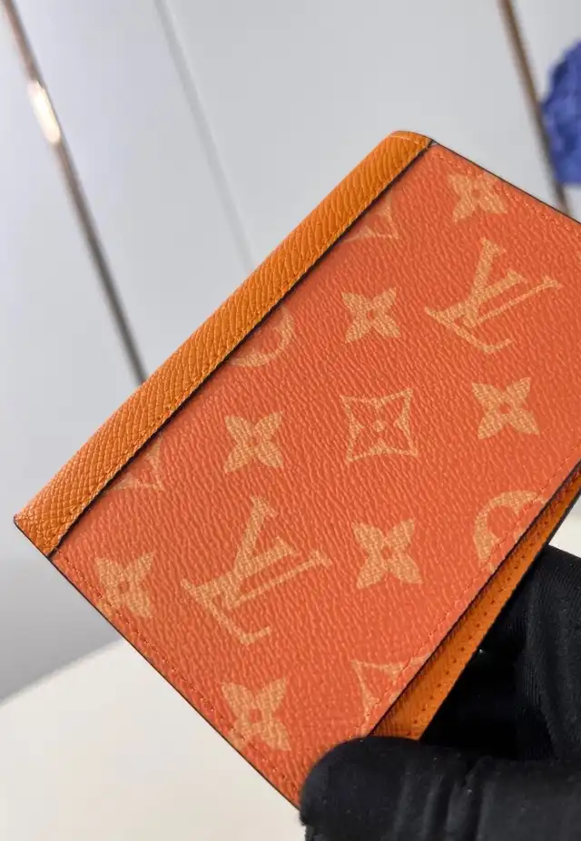 LV Wallets 4206A-3460