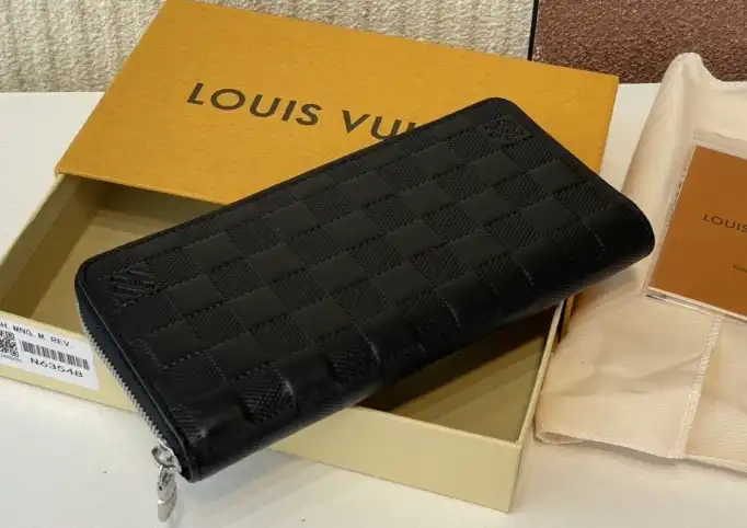LV Wallets 4206A-4274