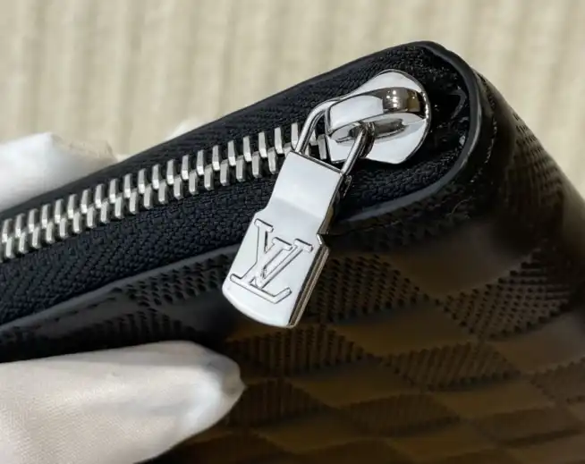 LV Wallets 4206A-4274
