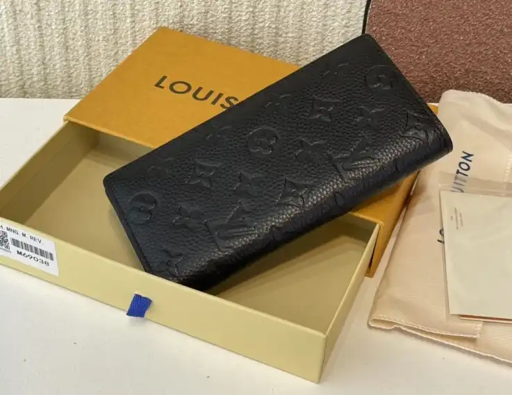 LV Wallets 4206A-4276