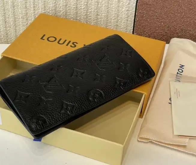 LV Wallets 4206A-4276
