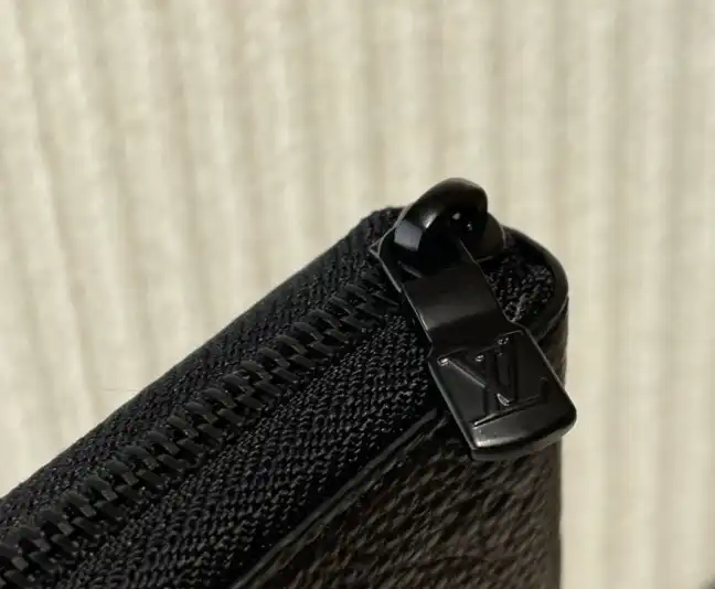 LV Wallets 4206A-4277