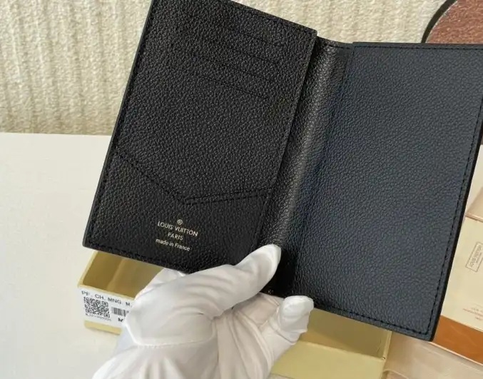 LV Wallets 4206A-4281
