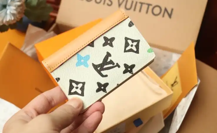 LV Wallets 4206A-4526