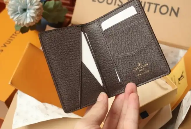LV Wallets 4206A-4527