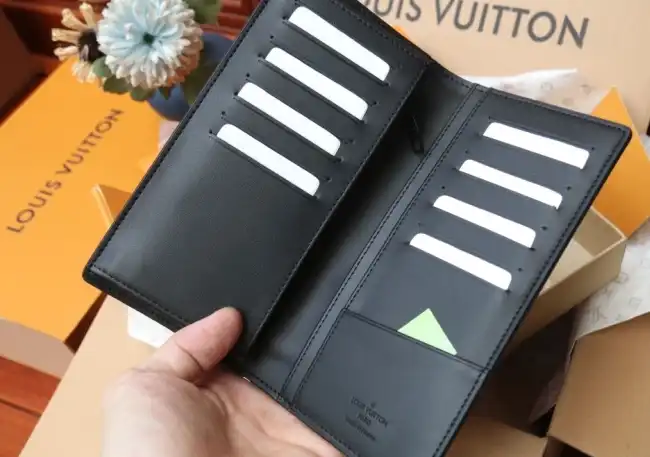 LV Wallets 4206A-4713