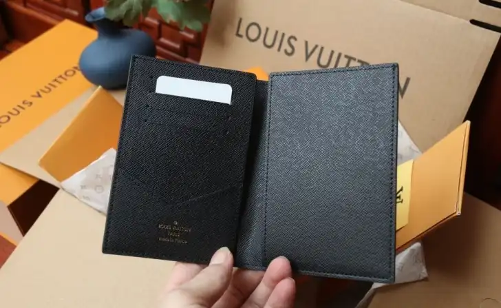 LV Wallets 4206A-4718