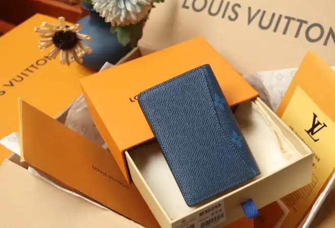 LV Wallets 4206A-4723