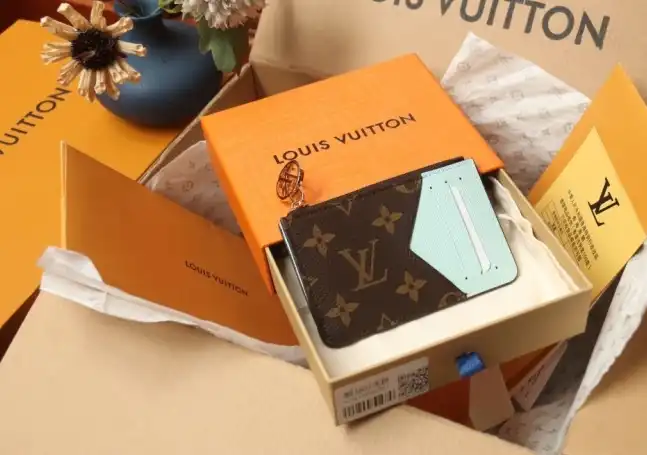 LV Wallets 4206A-4733