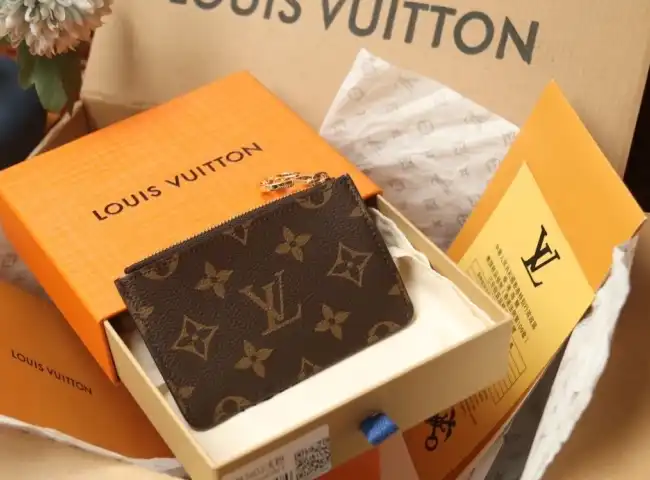 LV Wallets 4206A-4734