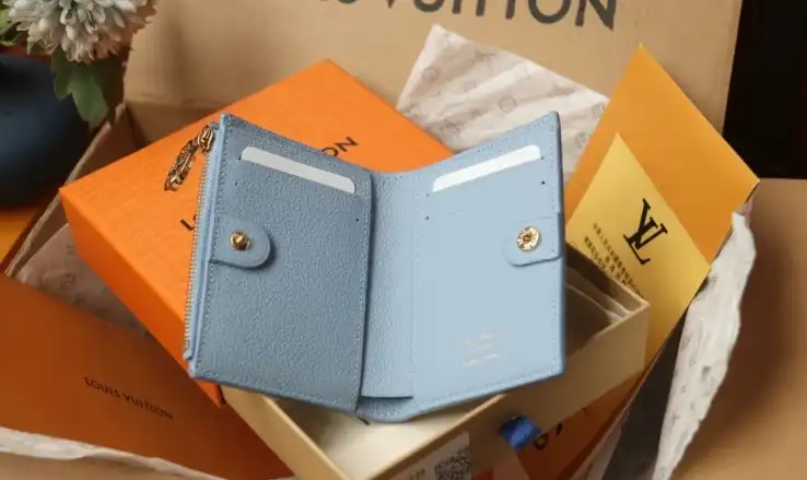 LV Wallets 4206A-4738