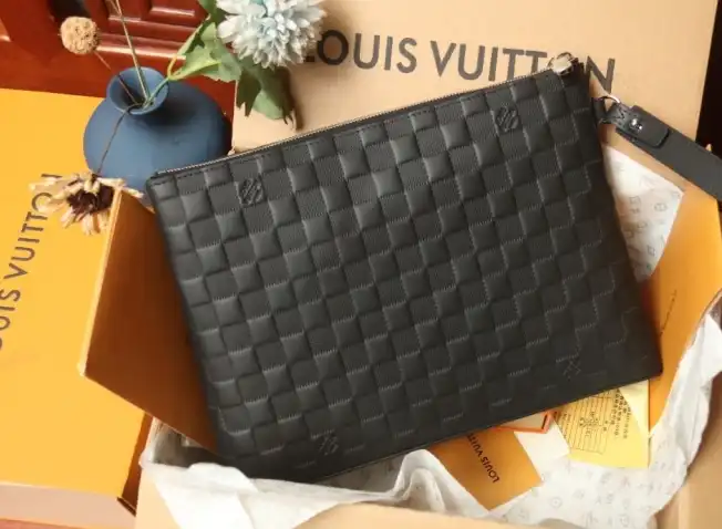 LV Wallets 4206A-4739