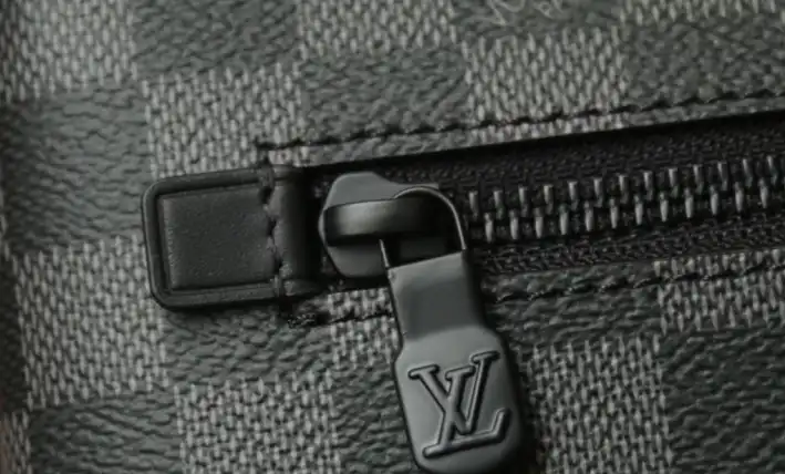 LV Wallets 4206A-4742