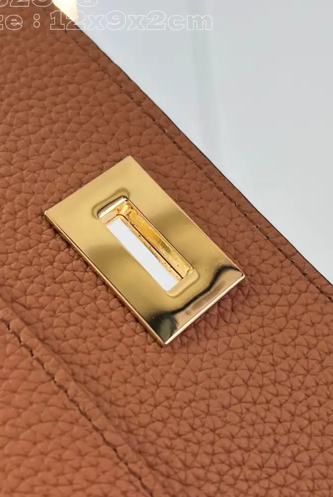 LV Wallets 4206A-4800