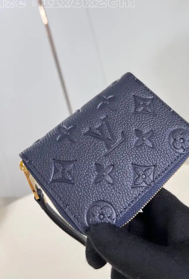 LV Wallets 4206A-4802