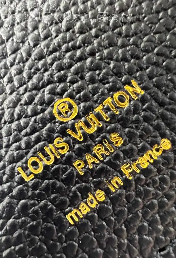 LV Wallets 4206A-4803