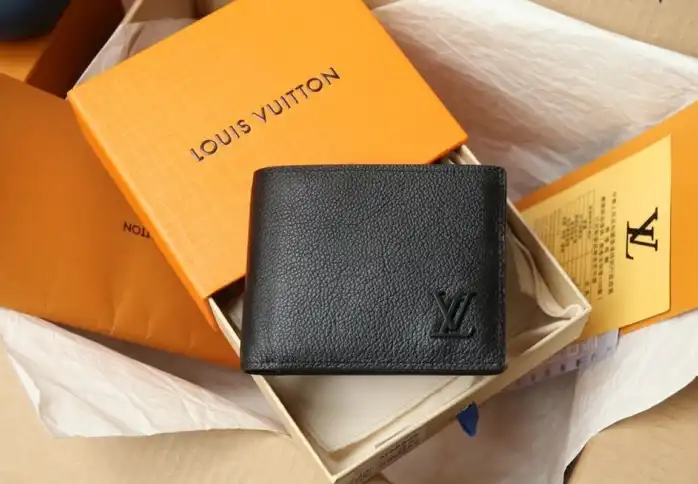 LV Wallets 4206A-6241