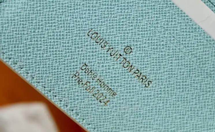 LV Wallets 4206A-6260