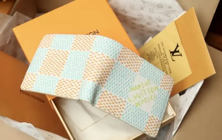 LV Wallets 4206A-6260