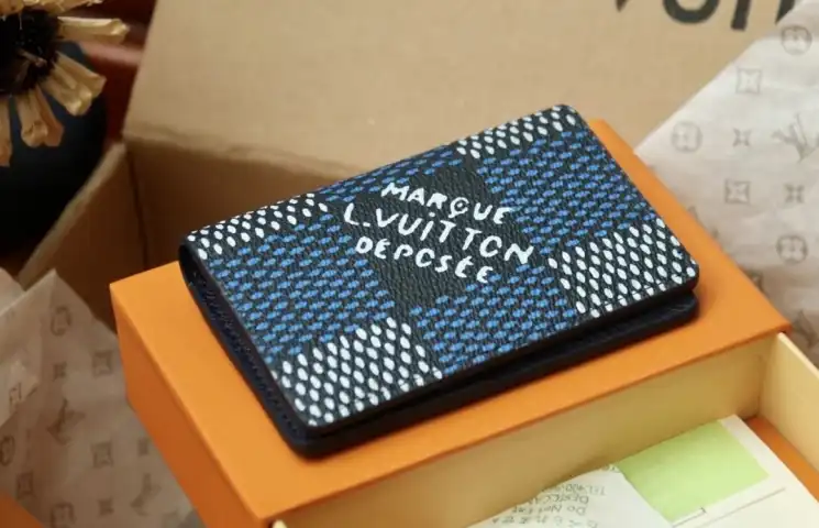 LV Wallets 4206A-6261