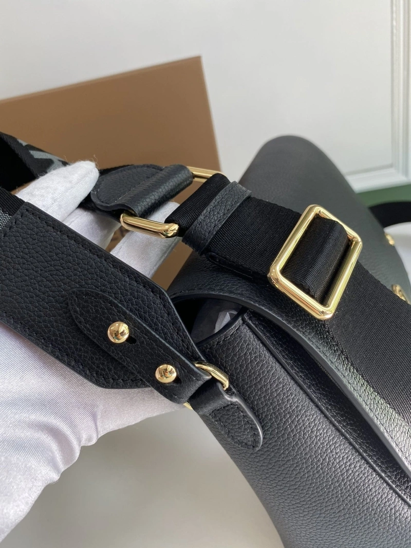Bv*b*rry satchel bags 4211d-0118