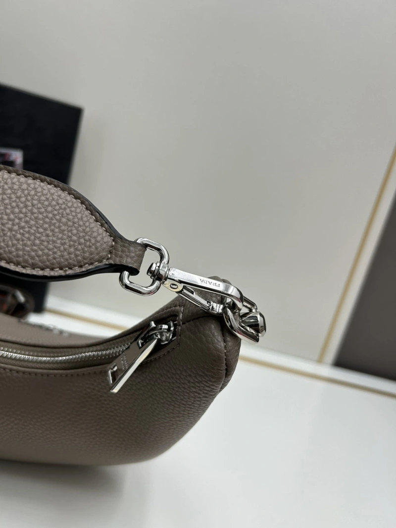 Pra*a satchel bags 4213-0232